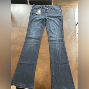 Paige jeans (Transcend)size 34. Manhattan boot Mirabelle color. NWT. Perfect
